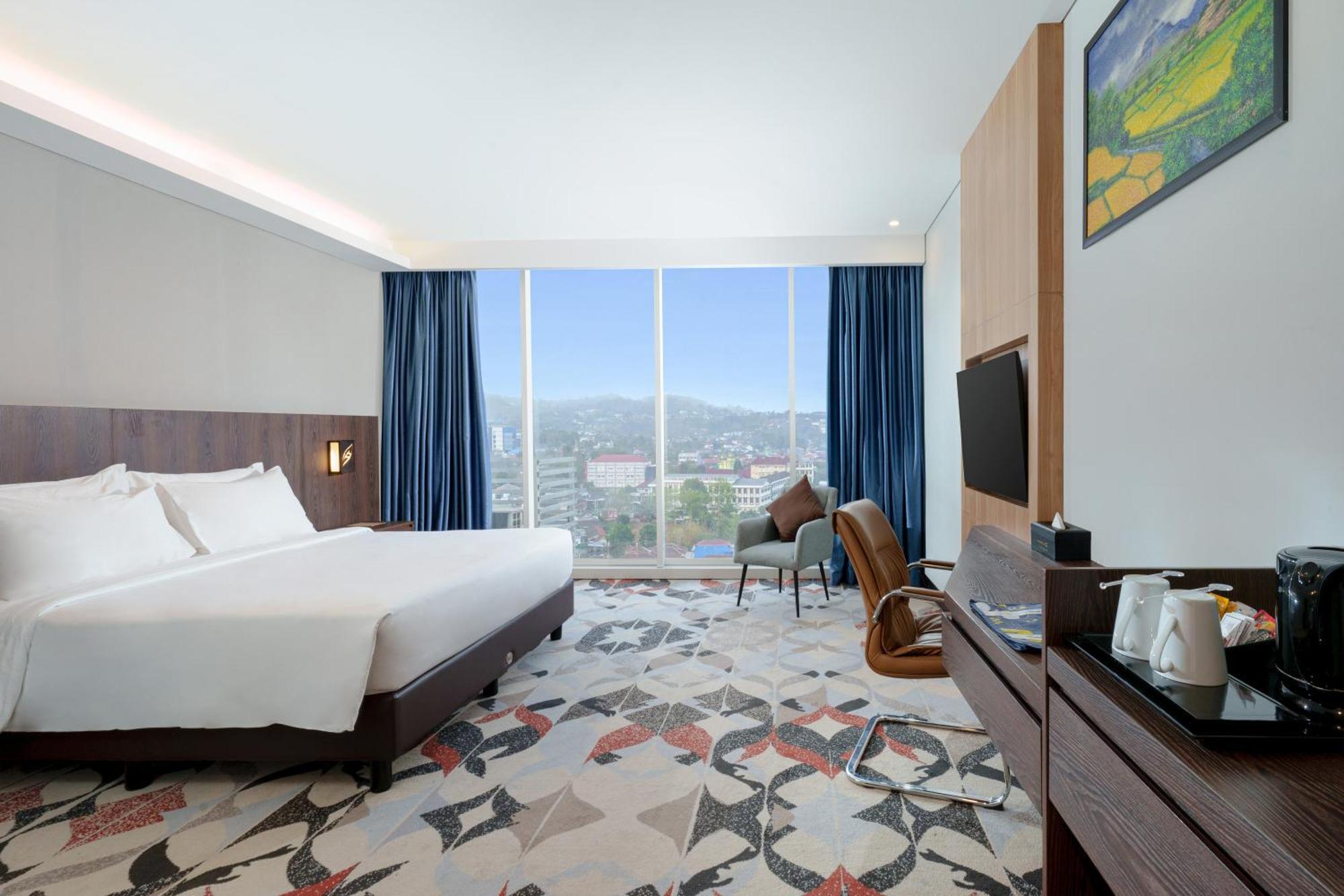 Golden Tulip Springhill Lampung Hotel Bandar Lampung Buitenkant foto