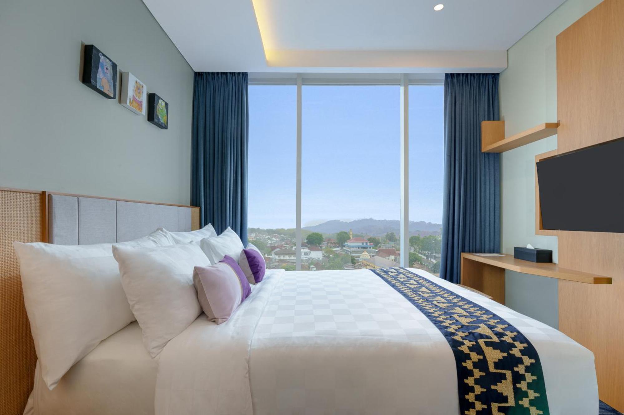 Golden Tulip Springhill Lampung Hotel Bandar Lampung Buitenkant foto