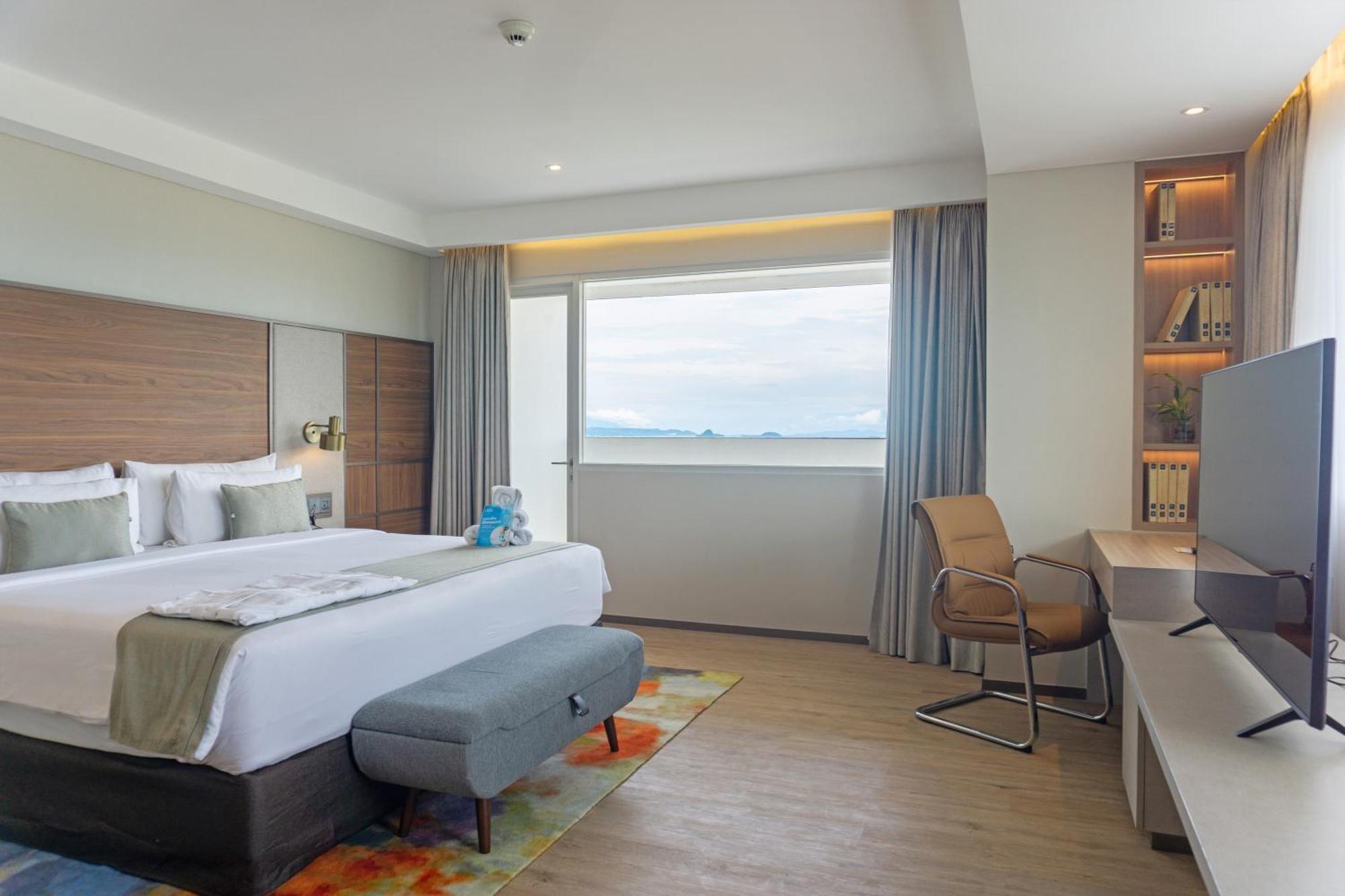 Golden Tulip Springhill Lampung Hotel Bandar Lampung Buitenkant foto