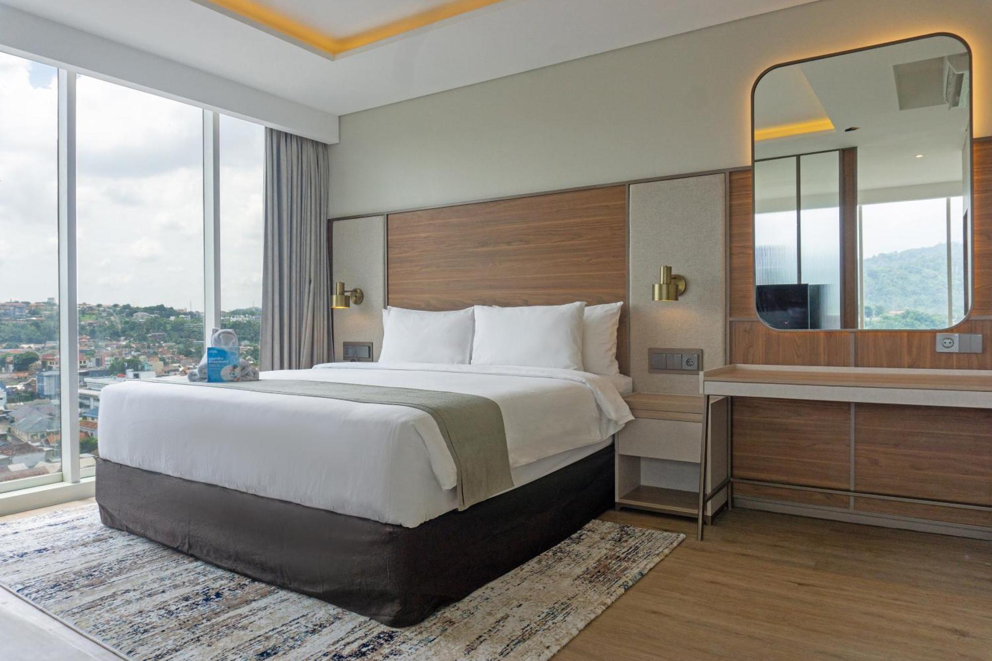 Golden Tulip Springhill Lampung Hotel Bandar Lampung Buitenkant foto